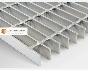 Tấm sàn grating